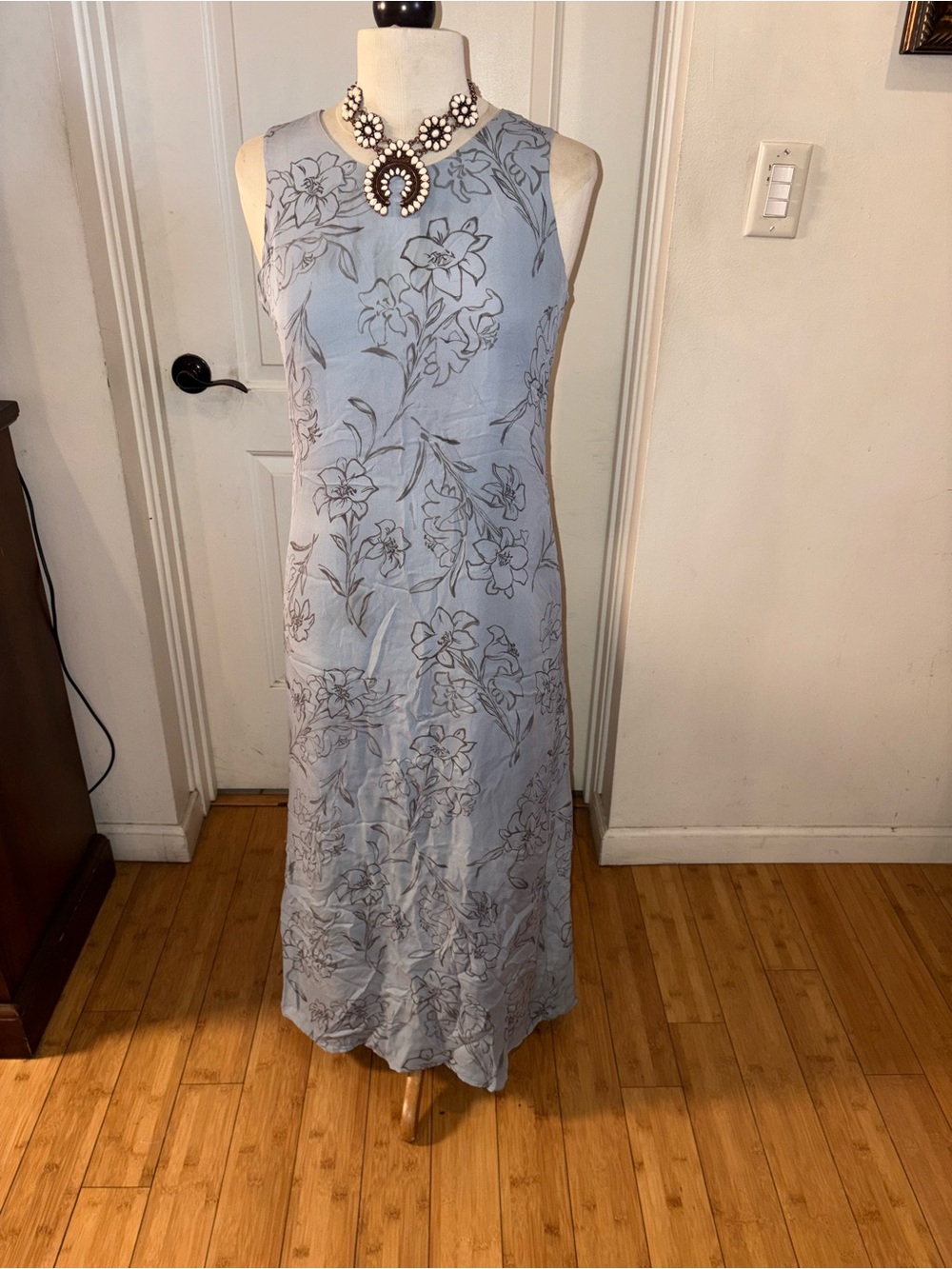 LAUREN RALPH LAUREN Sleeveless Light Blue Floral Dress - Elegant Women's Dres